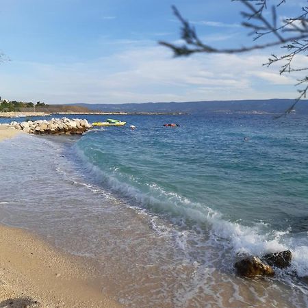 Apartmani Mary Dugi Rat Bagian luar foto
