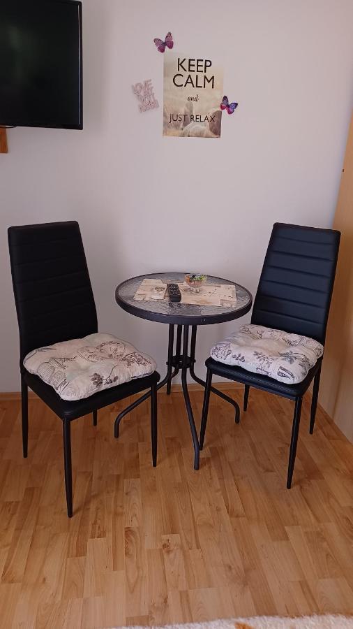 Apartmani Mary Dugi Rat Bagian luar foto