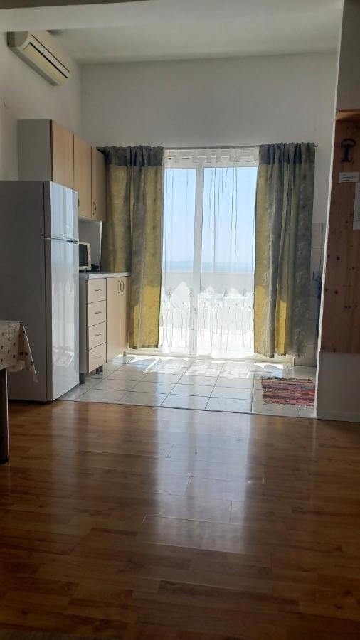 Apartmani Mary Dugi Rat Bagian luar foto