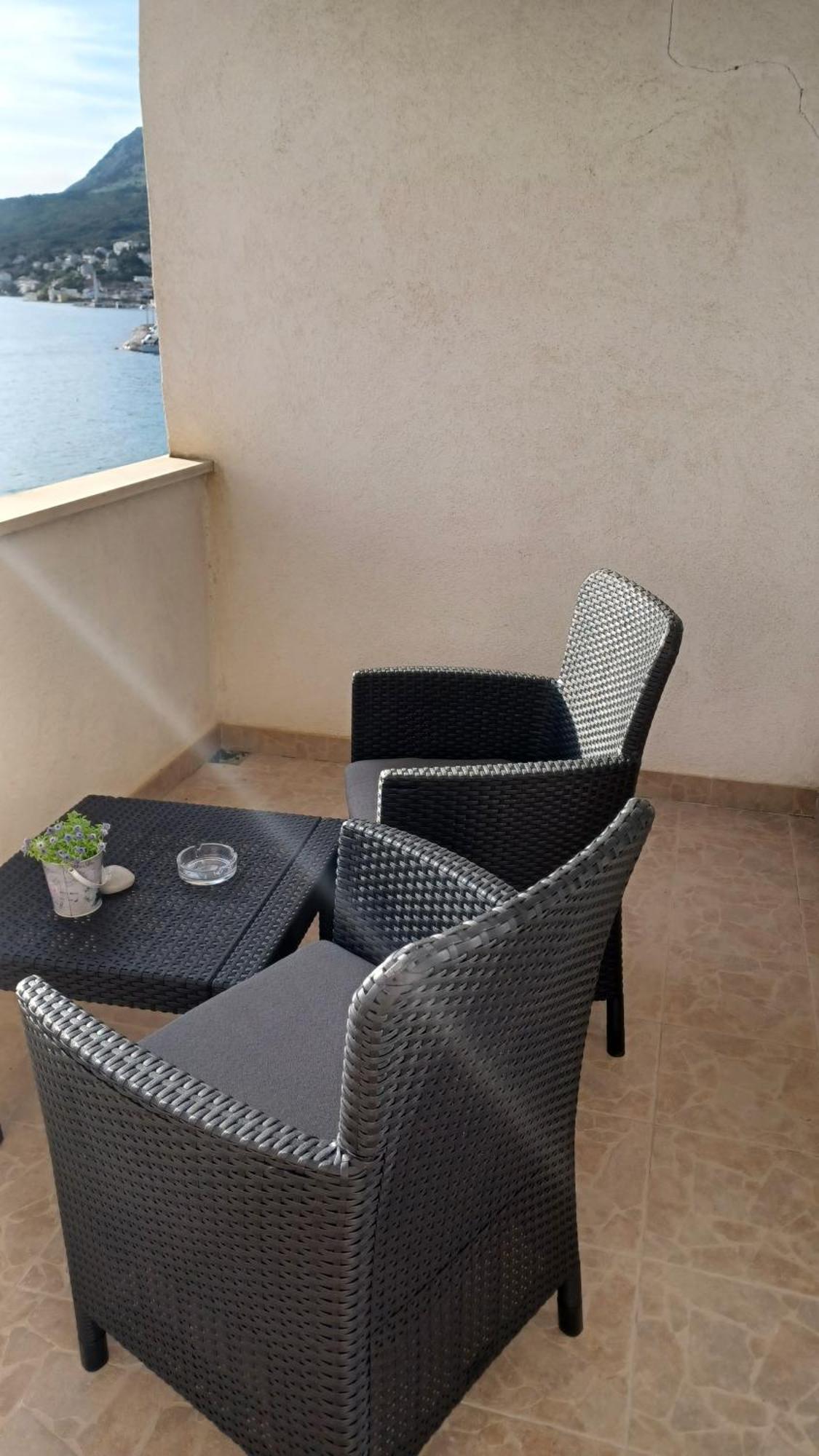 Apartmani Mary Dugi Rat Bagian luar foto